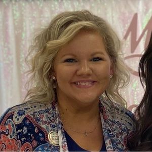 Meet your Posher, Dedra n chris